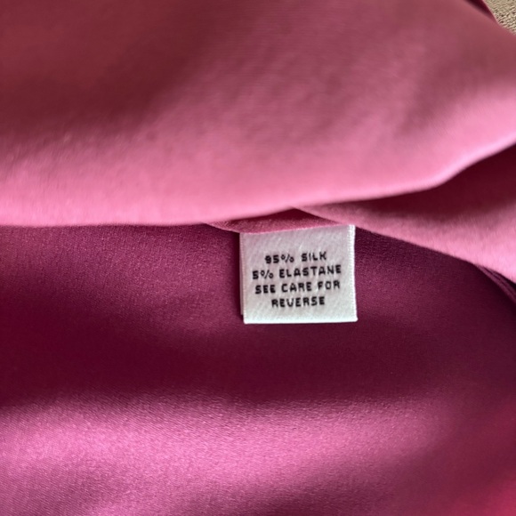 NWT St. John Evening Red Clay Silk w Embellished Trim Cami Top Sz L - Picture 6 of 8